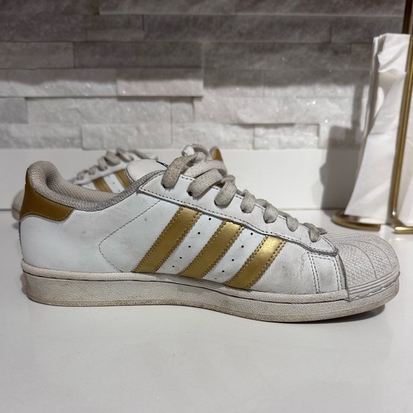 adidas Originals Women's Superstar Sneaker - Picture 3 of 8